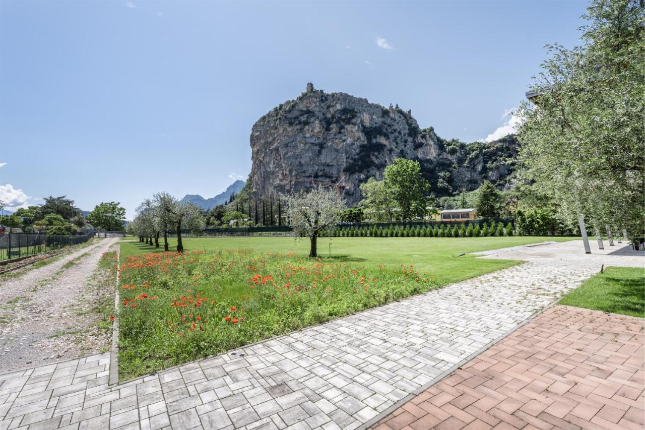 Casa Flavia, Mountains & River Arco Exterior foto